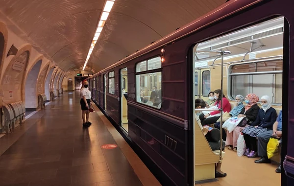 Metro 7 ay sonra fəaliyyətini bərpa etdi - FOTO