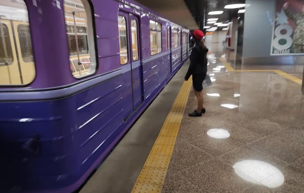 Metro 7 ay sonra fəaliyyətini bərpa etdi - FOTO