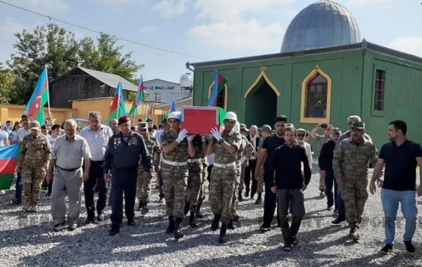 Vətən müharibəsinin şəhidi dəfn olunub - FOTO