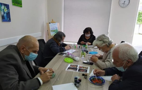 Yaşlılar üçün yaradılan “YAŞA” mərkəzinin fəaliyyəti davam edir - FOTO