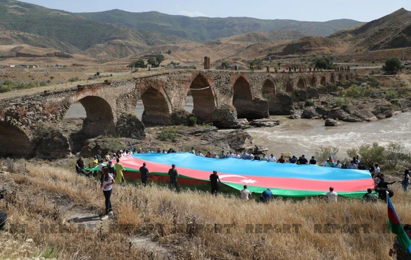 Azərbaycanda təhsil alan əcnəbi tələbələr Cəbrayıl və Füzulidə olublar - FOTO
