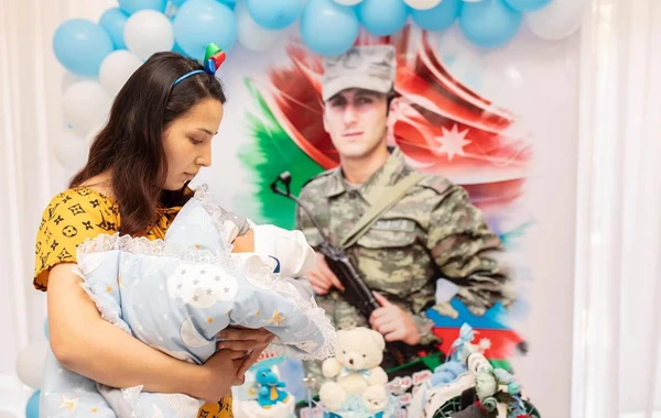 Daha 5 şəhid övladının adına hesab açılacaq - FOTO