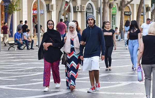 Azərbaycanda turistlərdən vaksin pasportu tələb olunacaq? - AÇIQLAMA