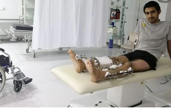 Qazi: “11 dəfə əməliyyat olunsam da, ayaqlarım sağalmır” - FOTO