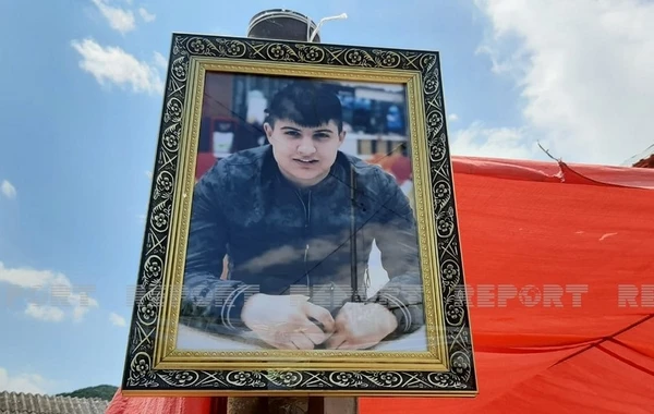 Rusiyada polisin qətlə yetirdiyi azərbaycanlı gənc Gürcüstanda dəfn edilib
