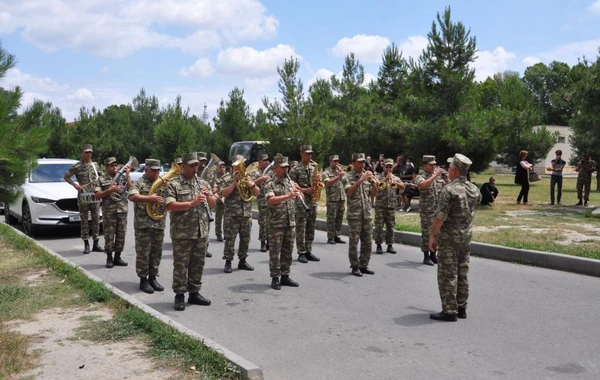 Daha bir şəhidin övladı dünyaya gəlib - FOTO