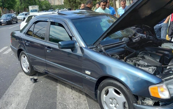 Sumqayıtda avtomobillər toqquşub - FOTO