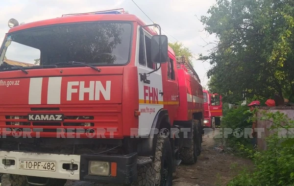 Ev yanaraq kül oldu - FOTO