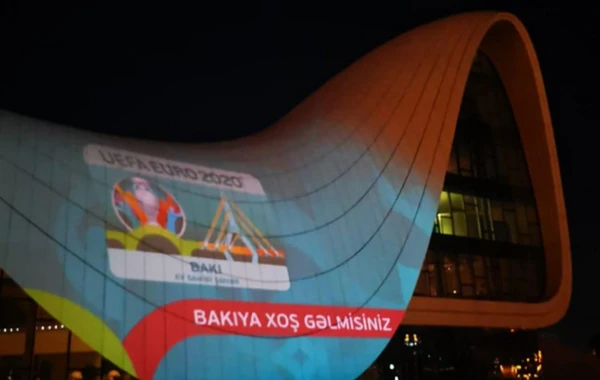 Heydər Əliyev Mərkəzi üzərində AVRO-2020 iştirakçılarınin görüntüləri nümayiş etdirilib - FOTO