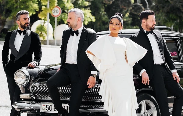 Azərbaycanlı aparıcılardan maraqlı görüntülər - FOTO