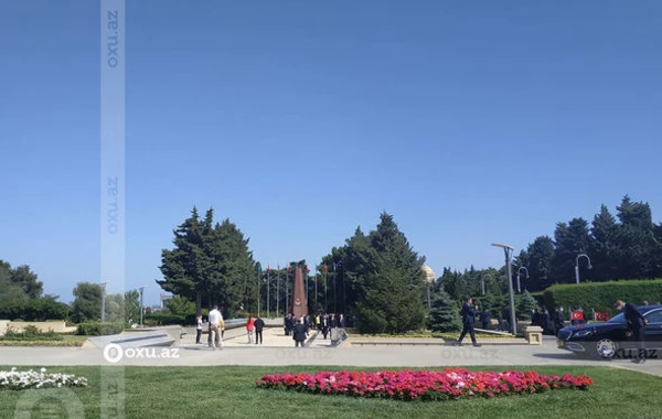 Ərdoğan Şəhidlər xiyabanını və “Türk Şəhidliyi”ni ziyarət etdi - FOTO