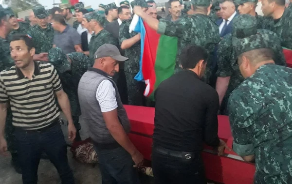 Laçında dünyasını dəyişən hərbçimiz dəfn olundu - YENİLƏNİB/ FOTO
