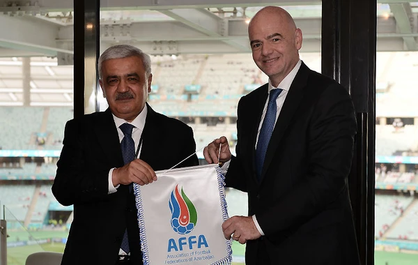 Rövnəq Abdullayev FIFA prezidenti ilə görüşdü - FOTO