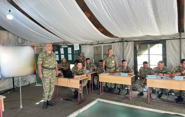 Azərbaycan Ordusunda briqada komanda-qərargah təlimi keçirilir - FOTO