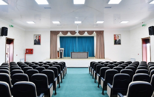 İlham Əliyev yeni istifadəyə verilən hərbi şəhərcikdə - FOTO