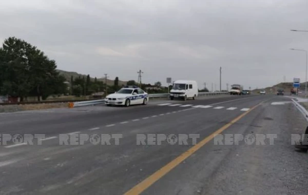 Şəkidə mikroavtobus qəzaya uğradı, xəsarət alanlar var - FOTO