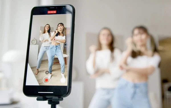 “TikTok”la bağlı insanları narahat edən İDDİA - 1,7 min videoda ortaya çıxdı