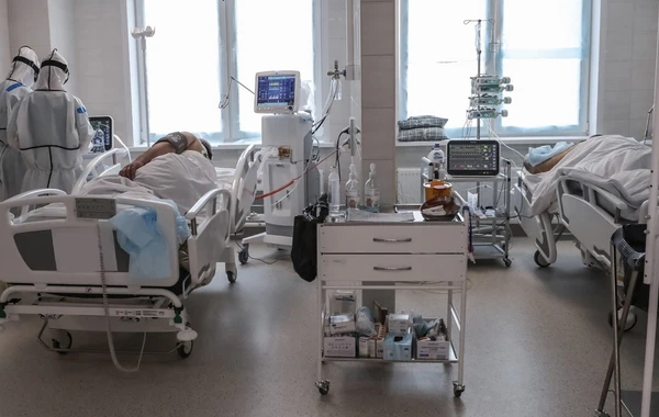 Коронавирус стал заражать людей по-новому