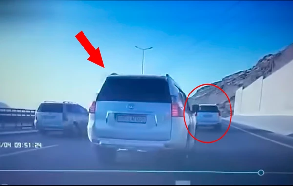 Bakıda sürücünün qarşısını zorla kəsmək istəyənlərin kimliyi məlum oldu - VİDEO