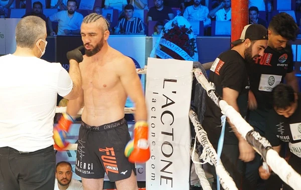 “Kobra” ləqəbli Pərviz Abdullayevdən FULL qələbə!