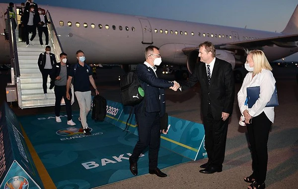 AVRO-2020: Çexiya və Danimarka milliləri Bakıya gəldi - FOTO