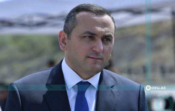 ÜST Şamaxıda TƏBİB-ə 3 mobil klinika təhvil verdi - FOTO