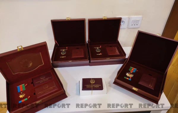 Şəhid İlqar Mirzəyevin ailəsinə “Azərbaycanın Milli Qəhrəmanı” medalı təqdim olundu