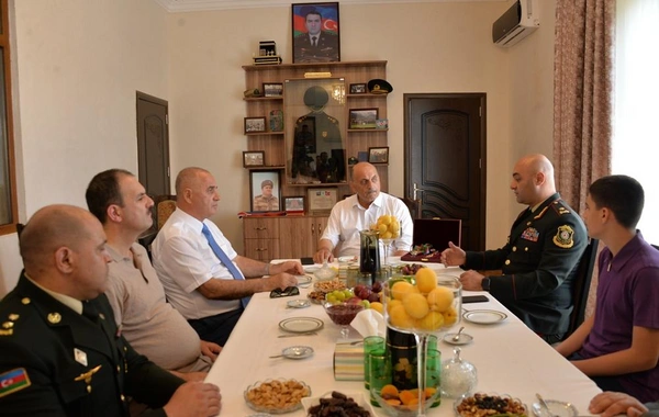 Polkovnik Babək Səmidlinin "Zəfər ordeni" ailəsinə verildi - FOTO