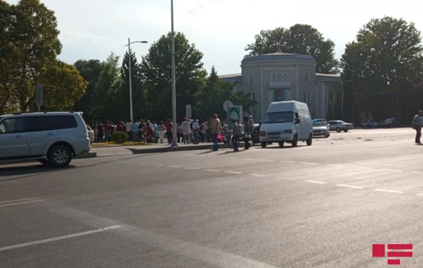 Mingəçevirdə zəncirvari yol qəzası, 4 nəfər xəsarət aldı - FOTO