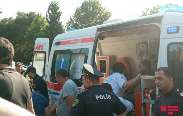 Mingəçevirdə zəncirvari yol qəzası, 4 nəfər xəsarət aldı - FOTO