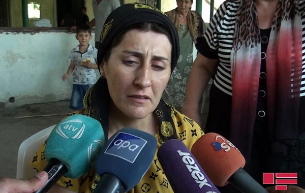 Kişi uşaqlarının gözü qarşısında arvadını və özünü güllələyərək öldürdü - TƏFƏRRÜAT - FOTO