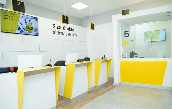 Yelo Bank открыл филиал "28 Мая" в новом концепте - ФОТО