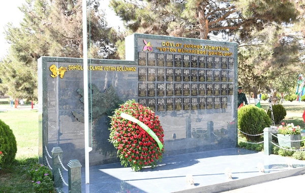 Azərbaycan sərhədçilərinə orden və medallar təqdim edilib - FOTO