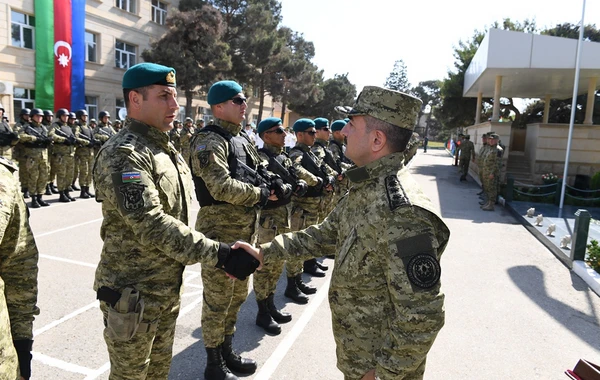 Azərbaycan sərhədçilərinə orden və medallar təqdim edilib - FOTO
