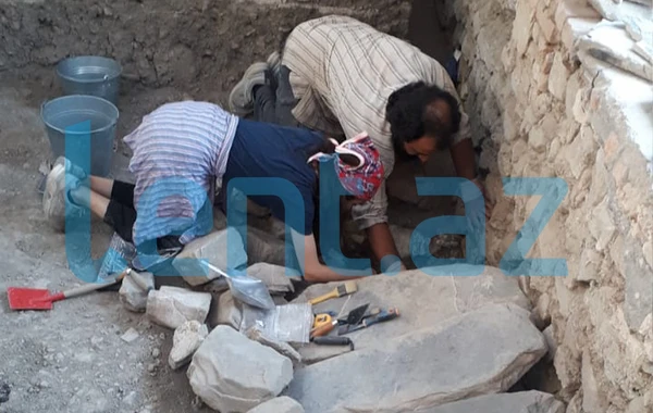 Azərbaycanda qəbri tapılan xanın skeleti çıxarıldı - FOTO