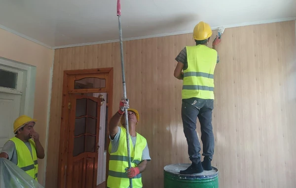 Ermənilərin Ağdamda dağıtdığı evlər tam hazır vəziyyətdə sahiblərinə verilir - FOTO
