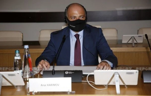 Azərbaycanın mədəniyyət naziri “Dinamo” - “Neftçi” oyununu izləyir - FOTO