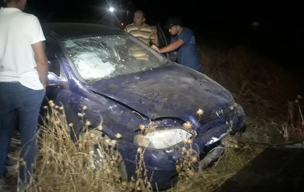 Tovuzda sürücü idarəetməni itirdi, avtomobil aşdı - FOTO