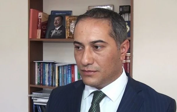 Emin Əmrullayev şöbə rəisini işdən çıxardı - FOTO