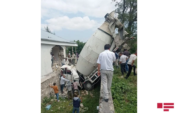 “Yol əhvalatı” filmini xatırladan qəza - FOTO