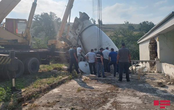 “Yol əhvalatı” filmini xatırladan qəza - FOTO