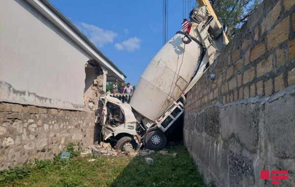 “Yol əhvalatı” filmini xatırladan qəza - FOTO