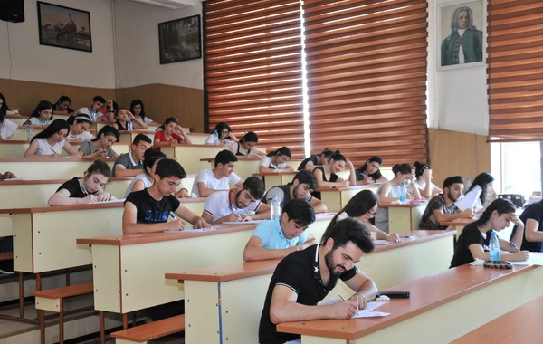 Bu gündən tələbələrin köçürülməsi prosesinə başlanılır