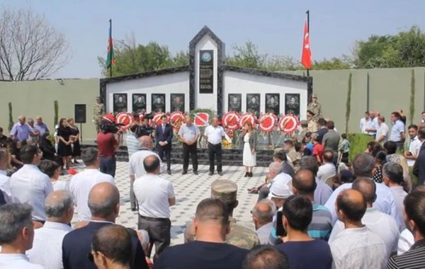 İsmayıllıda şəhidlərin xatirəsinə inşa edilən abidə kompleksinin açılışı oldu - FOTO