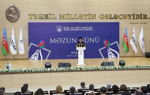 Bakı Ali Neft Məktəbində Məzun Günü - FOTO