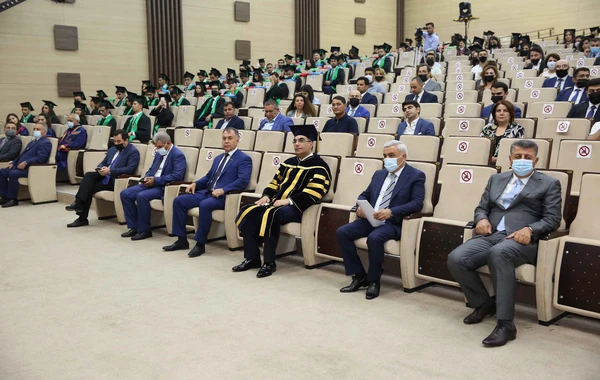 В Бакинской высшей школе нефти прошел «День выпускника» - ФОТО