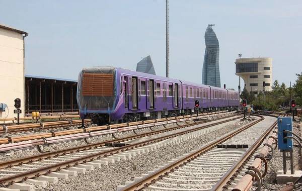 Bakı metrosuna 20 yeni vaqon gətirilib - FOTO