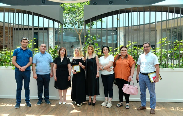 Media nümayəndələri təltif olunub - FOTO