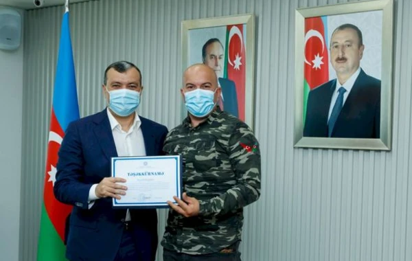 Vətən müharibəsi iştirakçıları olan jurnalistlər nazirlə görüşdü - FOTO