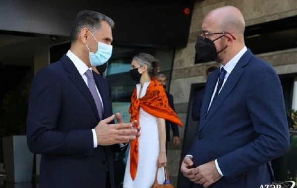 Şarl Mişel “Azərkosmos”un Əsas Yerüstü Peyk İdarəetmə Mərkəzində olub - FOTO